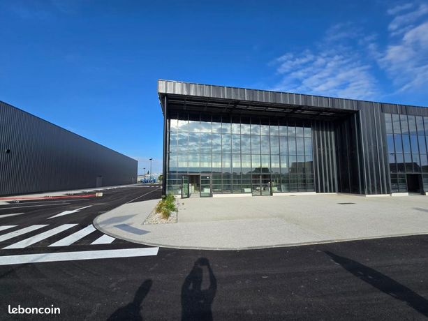 300m² Commercial property in Marmande, France No. 309025