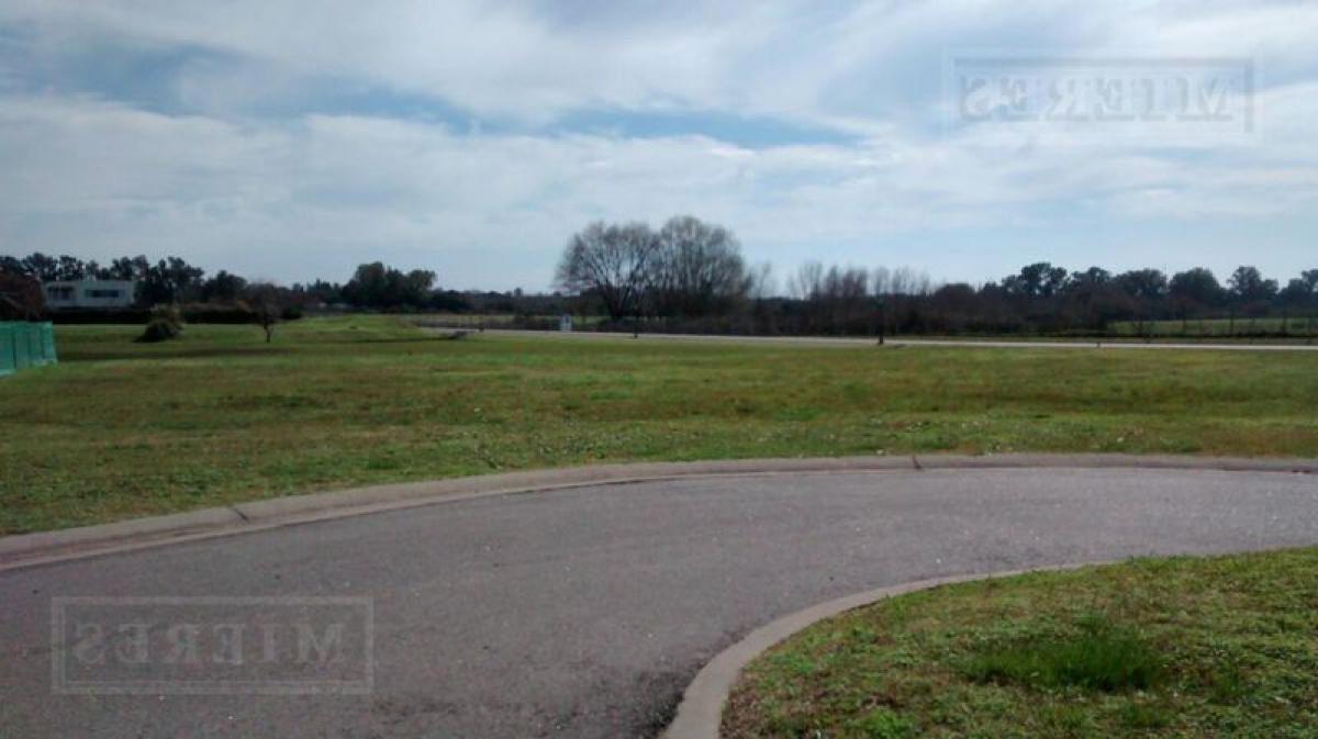  Land in Escobar, Argentina No. 42546