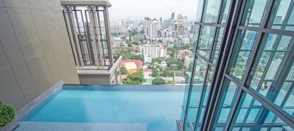 Apartamento com 1 quarto em condomínio em Bangkok, Thailand N.º 2831 2