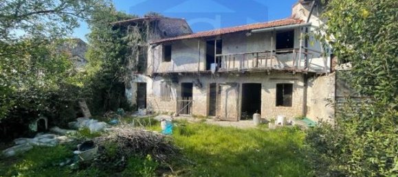 10 rooms House in Pordenone, Italy No. 18107 2