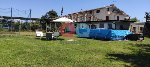 3 bedrooms Apartment in Udine, Italy No. 69351 10