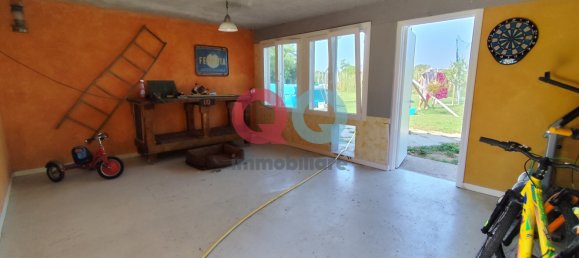 3 bedrooms Apartment in Udine, Italy No. 69351 2