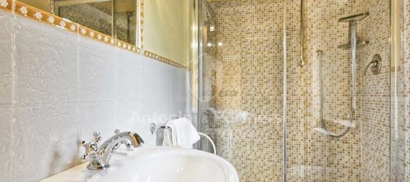  Castillos de 16 dormitorios en Tuoro sul Trasimeno, Italy No. 52725 9