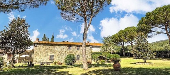  Castillos de 16 dormitorios en Tuoro sul Trasimeno, Italy No. 52725 21