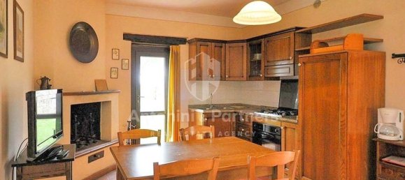  Castillos de 16 dormitorios en Tuoro sul Trasimeno, Italy No. 52725 34