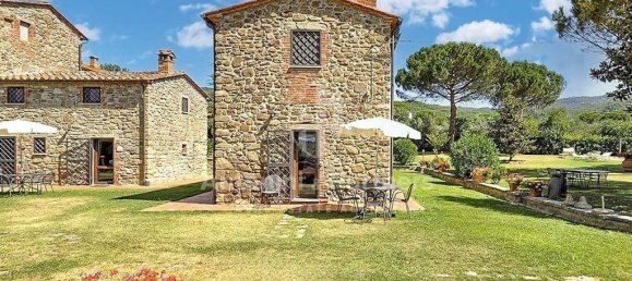  Castillos de 16 dormitorios en Tuoro sul Trasimeno, Italy No. 52725 11