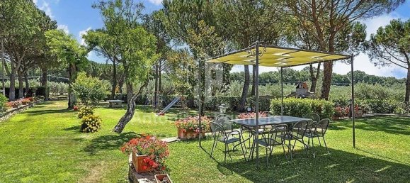  Castillos de 16 dormitorios en Tuoro sul Trasimeno, Italy No. 52725 27