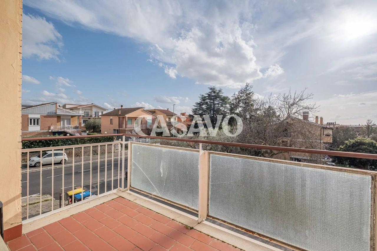 5 rooms Apartment in Rome, Italy No. 7546