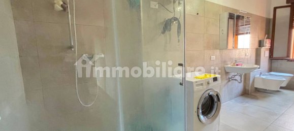 Квартира с 3 спальнями в Виньола, Италия № 164074 16