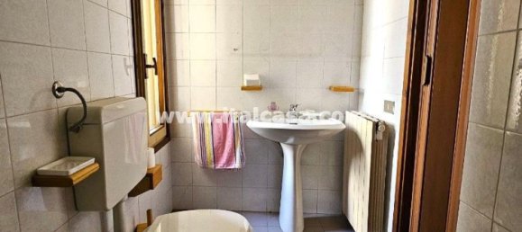 Дом с 4 спальнями в Кастельветере суль Калоре, Италия № 347716 17