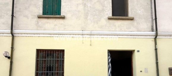 Дом с 4 спальнями в Кастельветере суль Калоре, Италия № 347716 2