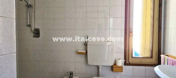 Дом с 4 спальнями в Кастельветере суль Калоре, Италия № 347716 15