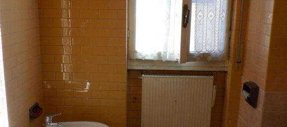 3 rooms Apartment in Garlasco, Italy No. 105072 4