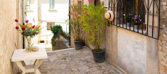 8 rooms House in Ripabottoni, Italy No. 255773 2