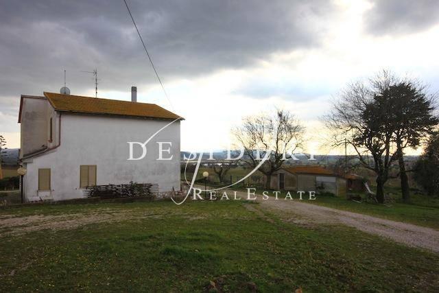 6 rooms House in Campagnatico, Italy No. 107130
