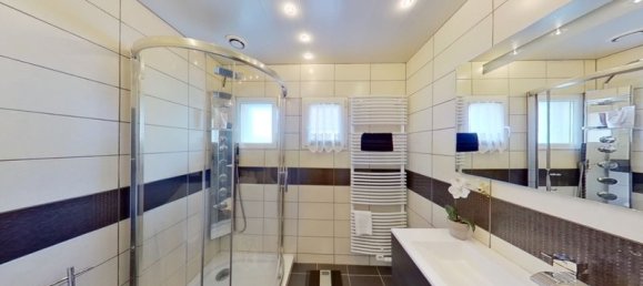 5 bedrooms House in Stenay, France No. 241972 3