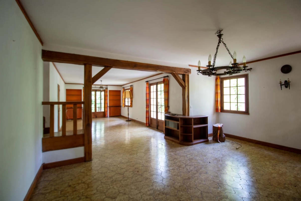 6 rooms House in Noisy-sur-Ecole, France No. 173568