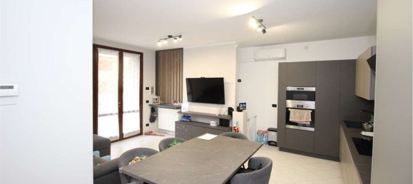4 chambres Appartement à Sassuolo, Italy No. 351525 8