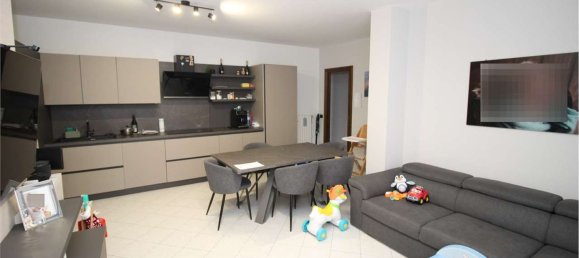 4 chambres Appartement à Sassuolo, Italy No. 351525 2