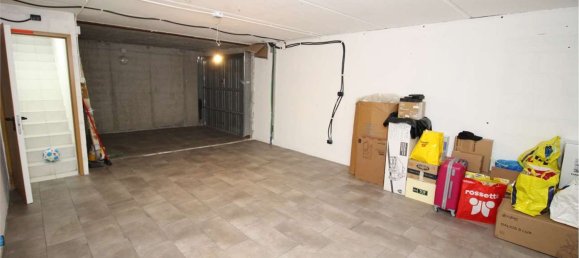 4 chambres Appartement à Sassuolo, Italy No. 351525 15