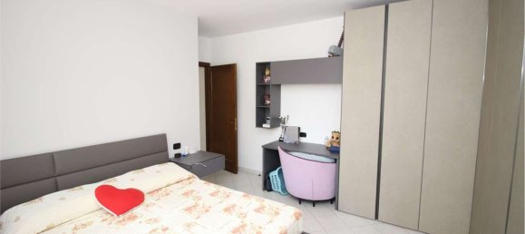 4 chambres Appartement à Sassuolo, Italy No. 351525 11