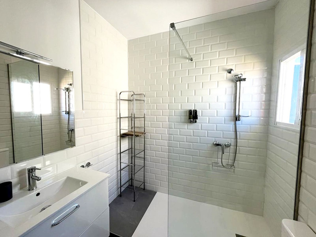 2 bedrooms Penthouse in Fuengirola, Spain No. 48057