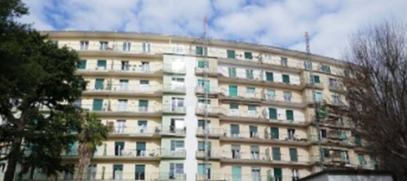 4 rooms Apartment in Naples, Italy No. 279389 11