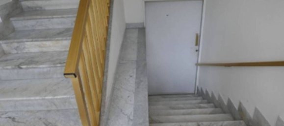 4 rooms Apartment in Naples, Italy No. 279389 6