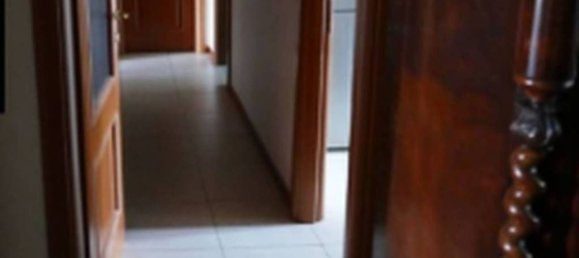 4 rooms Apartment in Naples, Italy No. 279389 2