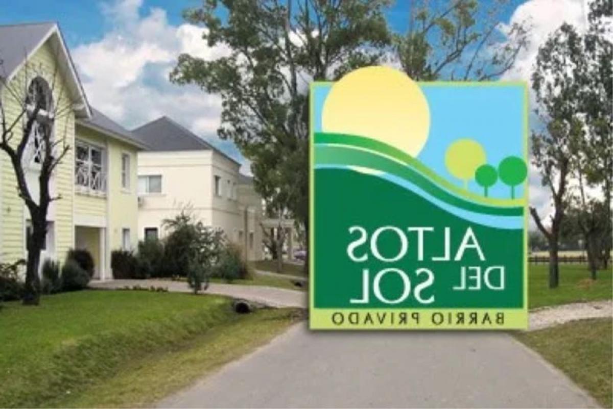 3 bedrooms House in Ituzaingo, Argentina No. 79339