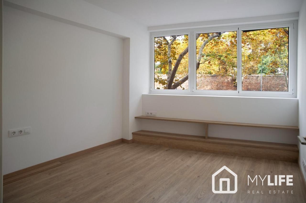 Apartamento T2 em Sants-Montjuic, Spain N.º 141817