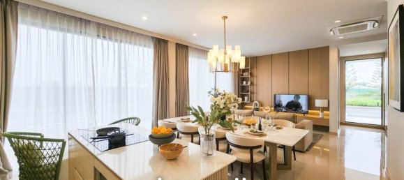 5 bedrooms Bungalow in Bangkok, Thailand No. 21482 8