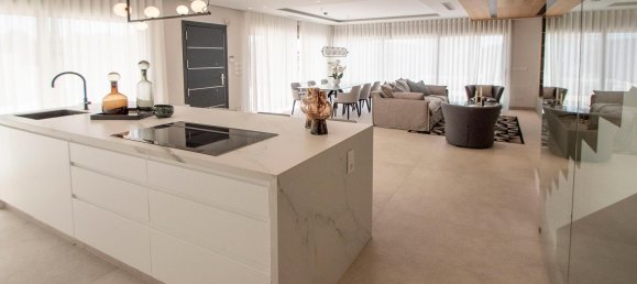 Villa de 4 dormitorios en Orihuela, Spain No. 6385 11