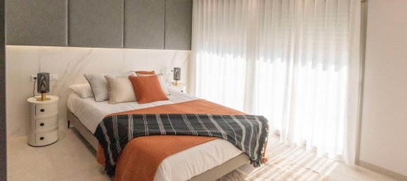 Villa de 4 dormitorios en Orihuela, Spain No. 6385 18