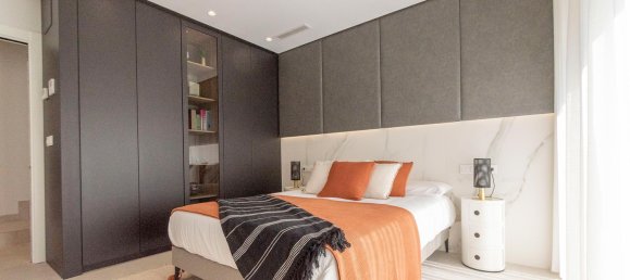 Villa de 4 dormitorios en Orihuela, Spain No. 6385 19