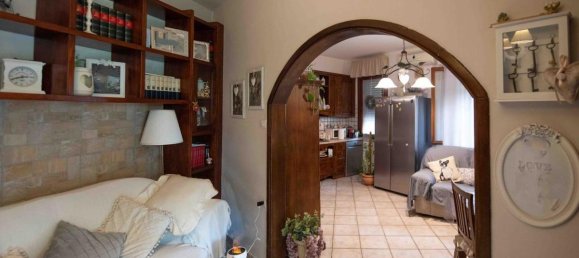 6 bedrooms Villa in Vecchiano, Italy No. 353564 2