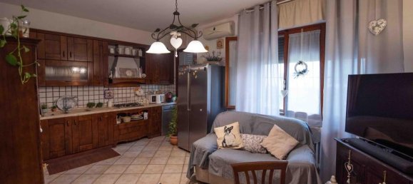 6 bedrooms Villa in Vecchiano, Italy No. 353564 3