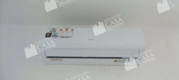 5-Zimmer Wohnung in Cento, Italy, Nr. 18477 22