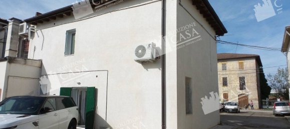 5-Zimmer Wohnung in Cento, Italy, Nr. 18477 23