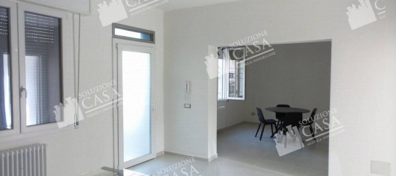 5-Zimmer Wohnung in Cento, Italy, Nr. 18477 2