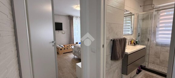 Квартира с 4 спальнями в Тренто, Италия № 358110 10