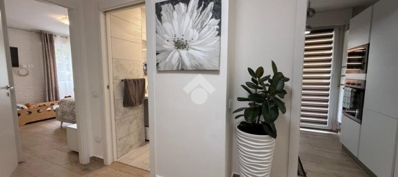 Квартира с 4 спальнями в Тренто, Италия № 358110 8