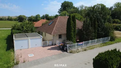 Bungalow de 6 habitaciónes en St. Polten, Austria No. 235523