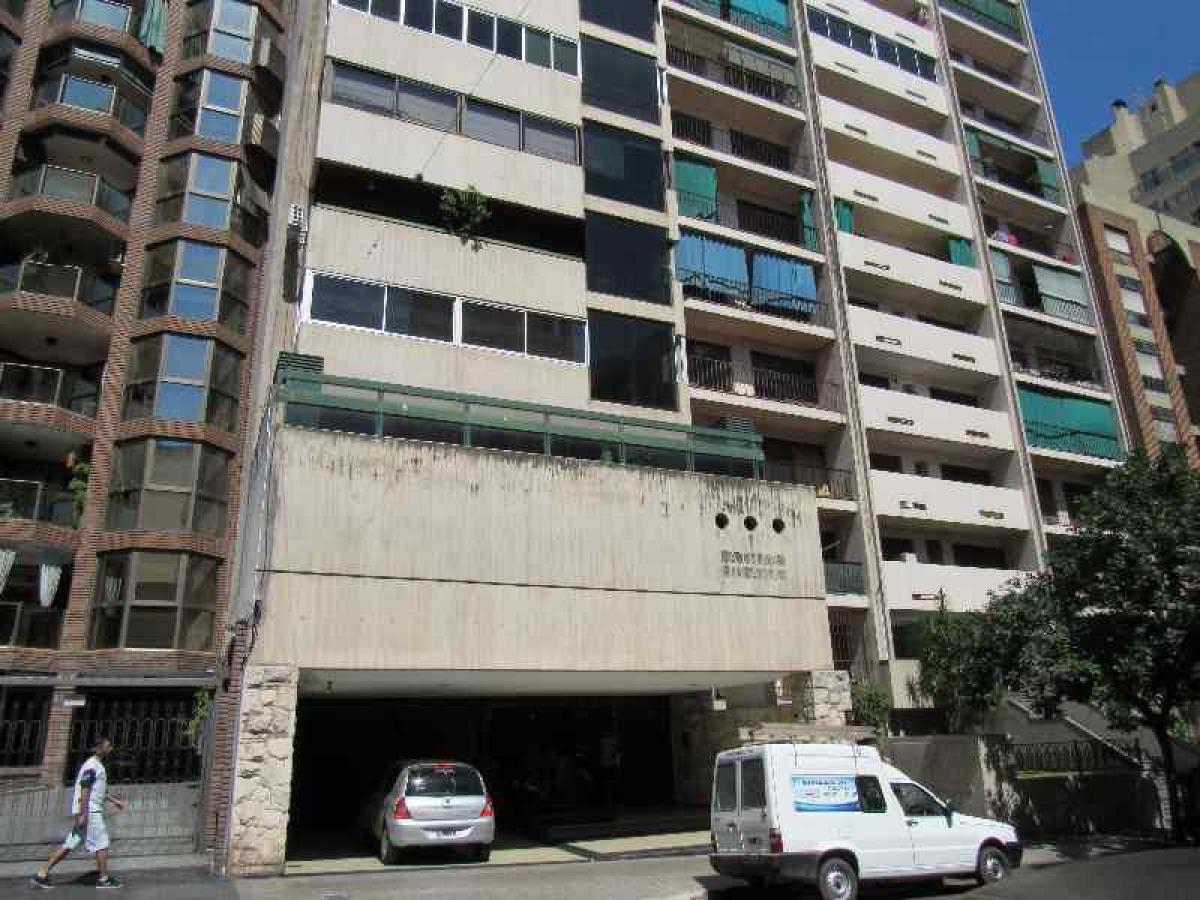 3 bedrooms Apartment in Cordoba, Argentina No. 7767
