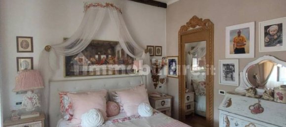 4 rooms Apartment in Carrara, Italy No. 47597 26