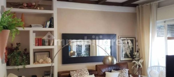 4 rooms Apartment in Carrara, Italy No. 47597 6