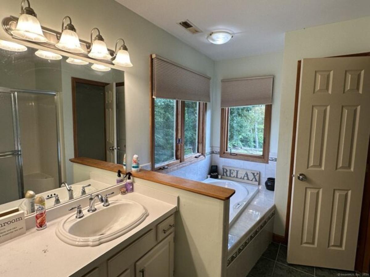 4 bedrooms House in Newtown, USA No. 377017