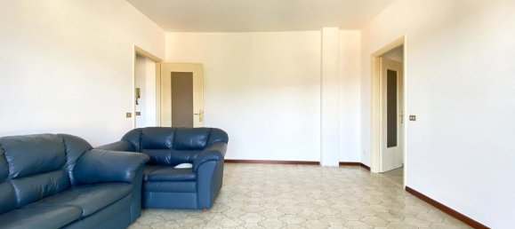 3-salle Appartement à Serravalle Sesia, Italy No. 234257 7