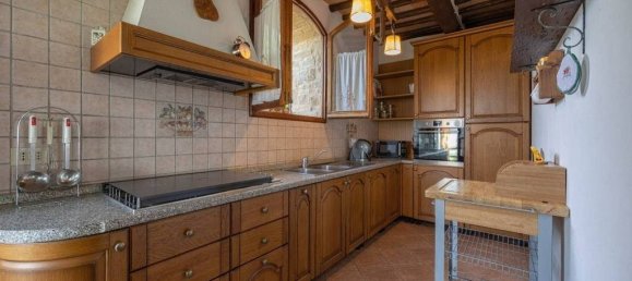 3 Schlafzimmer Haus in Montalcino, Italy, Nr. 291819 20