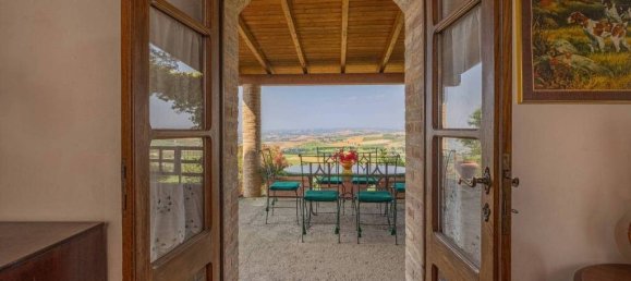 3 Schlafzimmer Haus in Montalcino, Italy, Nr. 291819 23